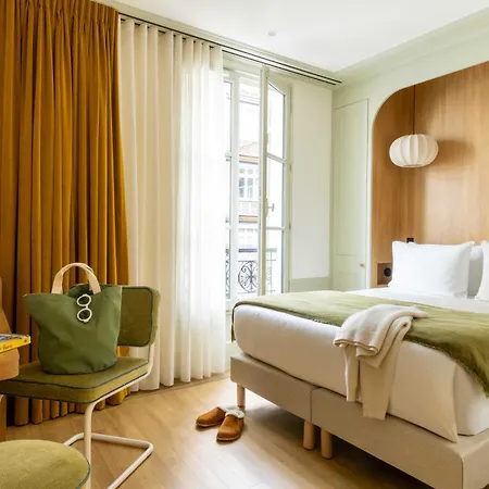 Casimir Hotel 4*