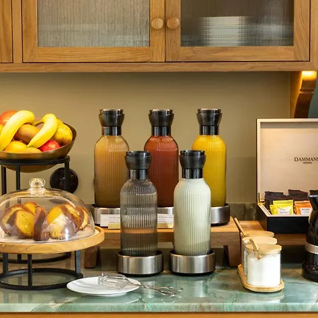 Hotel Casimir Paris